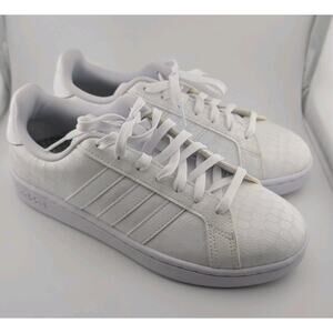 Adidas Grand Court 2.0 Women's Size 9 White Sneakers Alligator Giraffe Animal